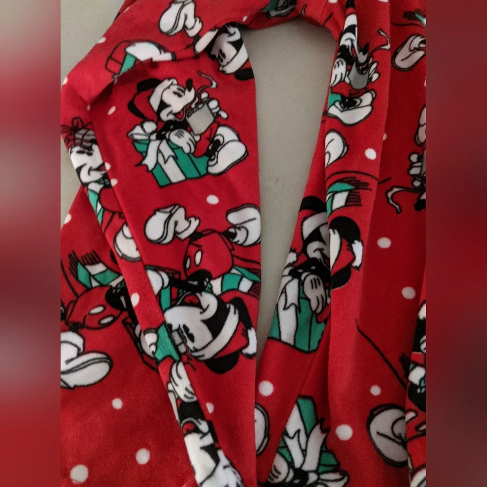 Disney Mickey Mouse Red PJ Loungewear Sleepwear Gift - Picture 6 of 12